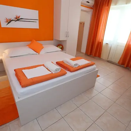 Ljubica Appartamento Baška